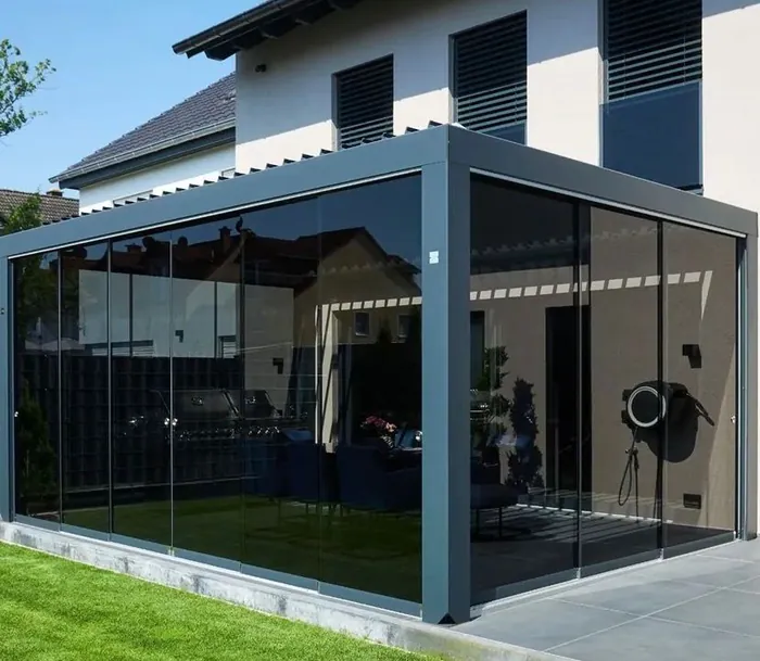 Bioklimatik pergola ve cam kapatma